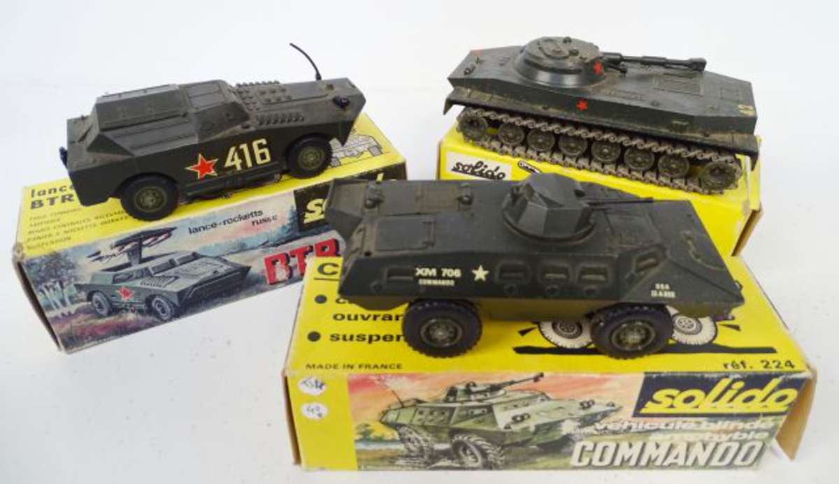 Solido 3 v hicules militaires Blind Commando ref 224 BTR40