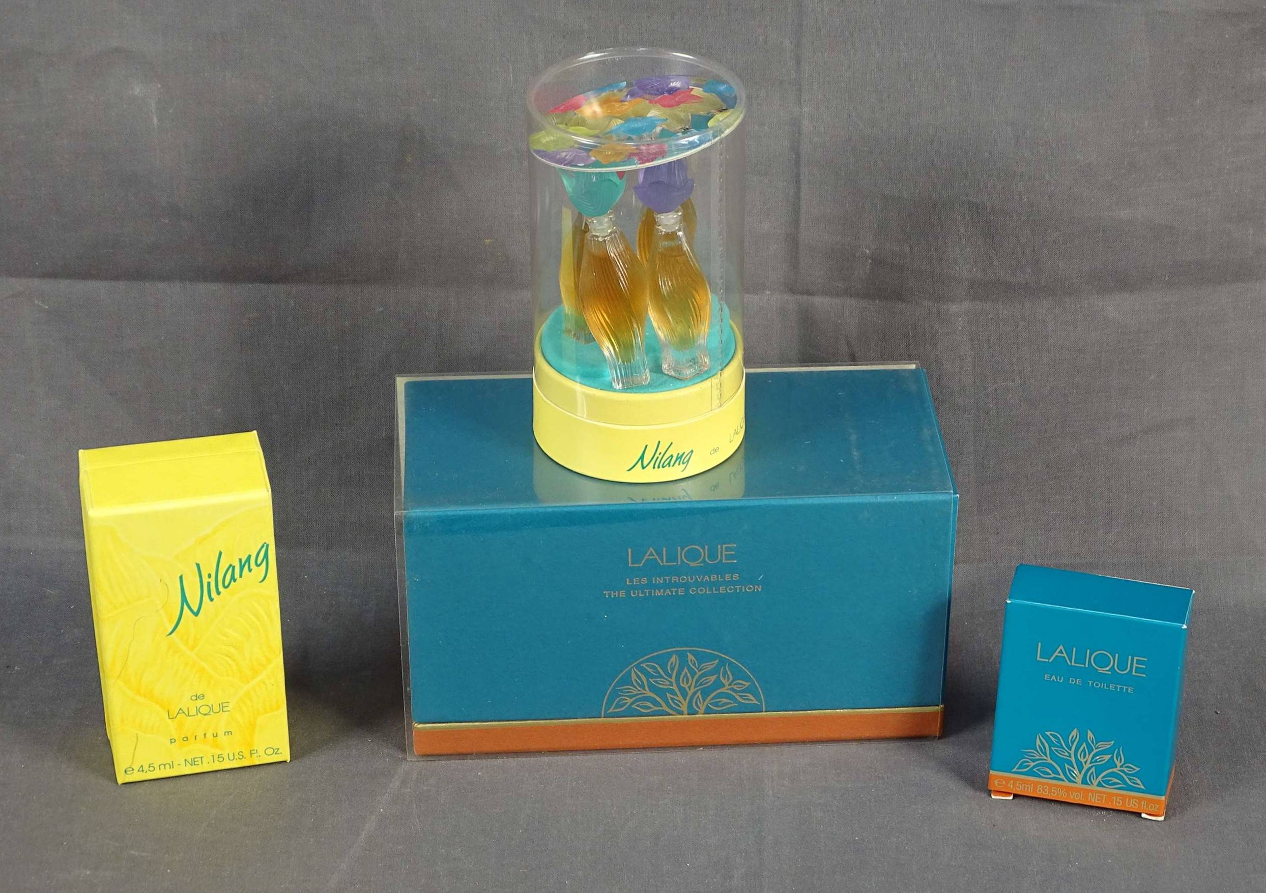 Lalique : lot de 2 coffrets de miniatures et de deux miniatures en boite
