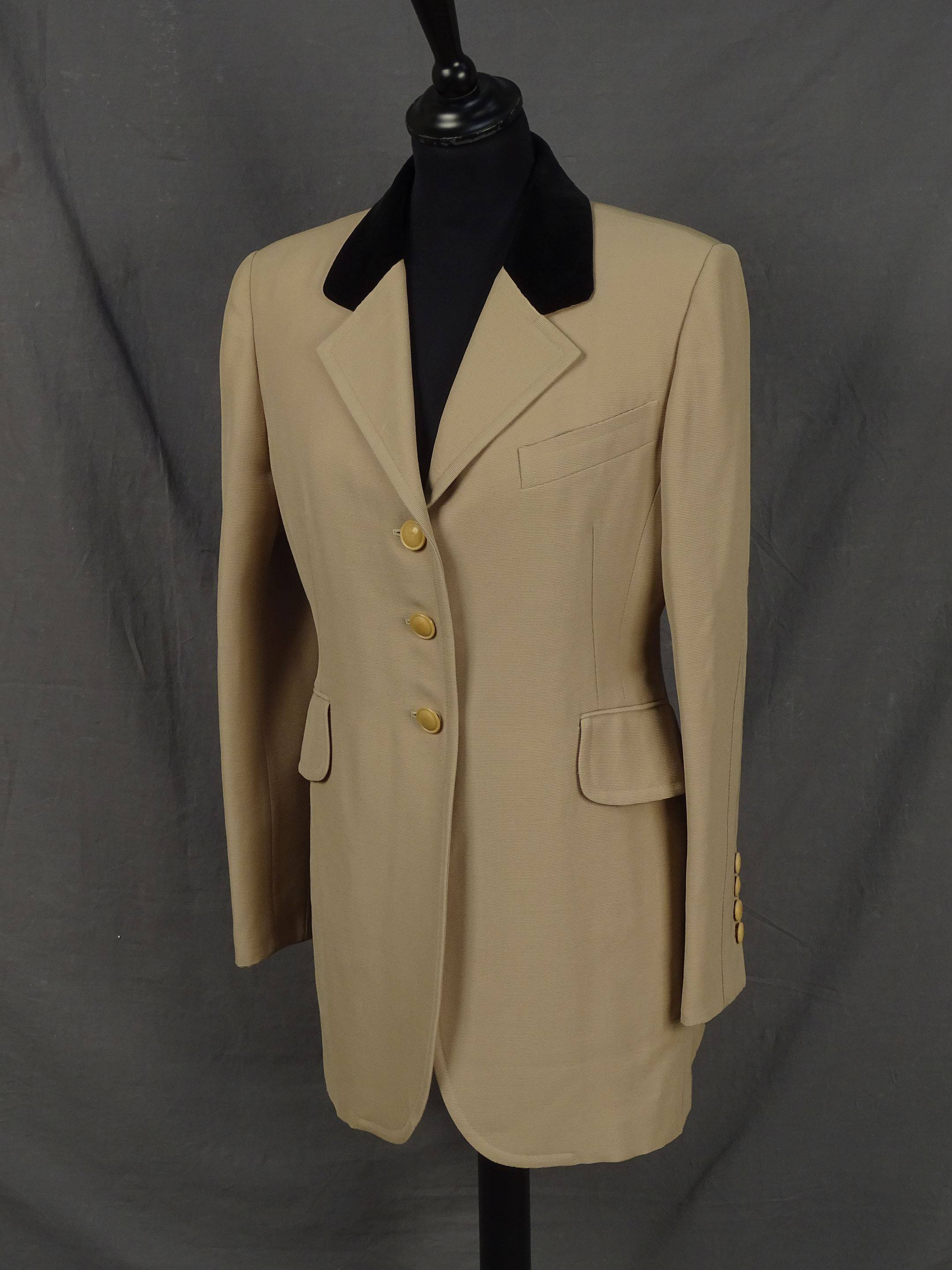 HERMES Veste d quitation en ottoman de laine beige le col