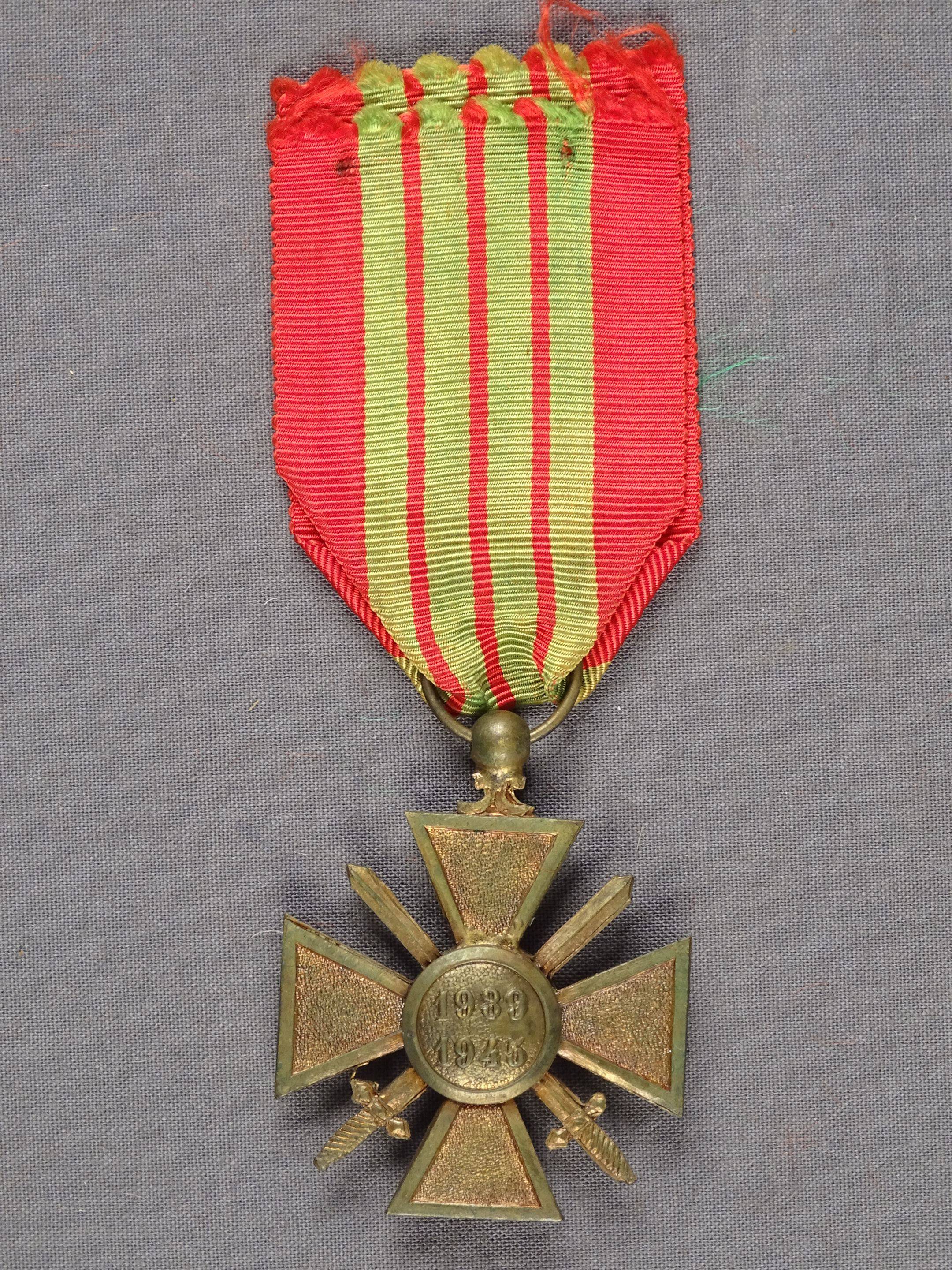 Coupe de Ruban de la Médaille commémorative 39-45