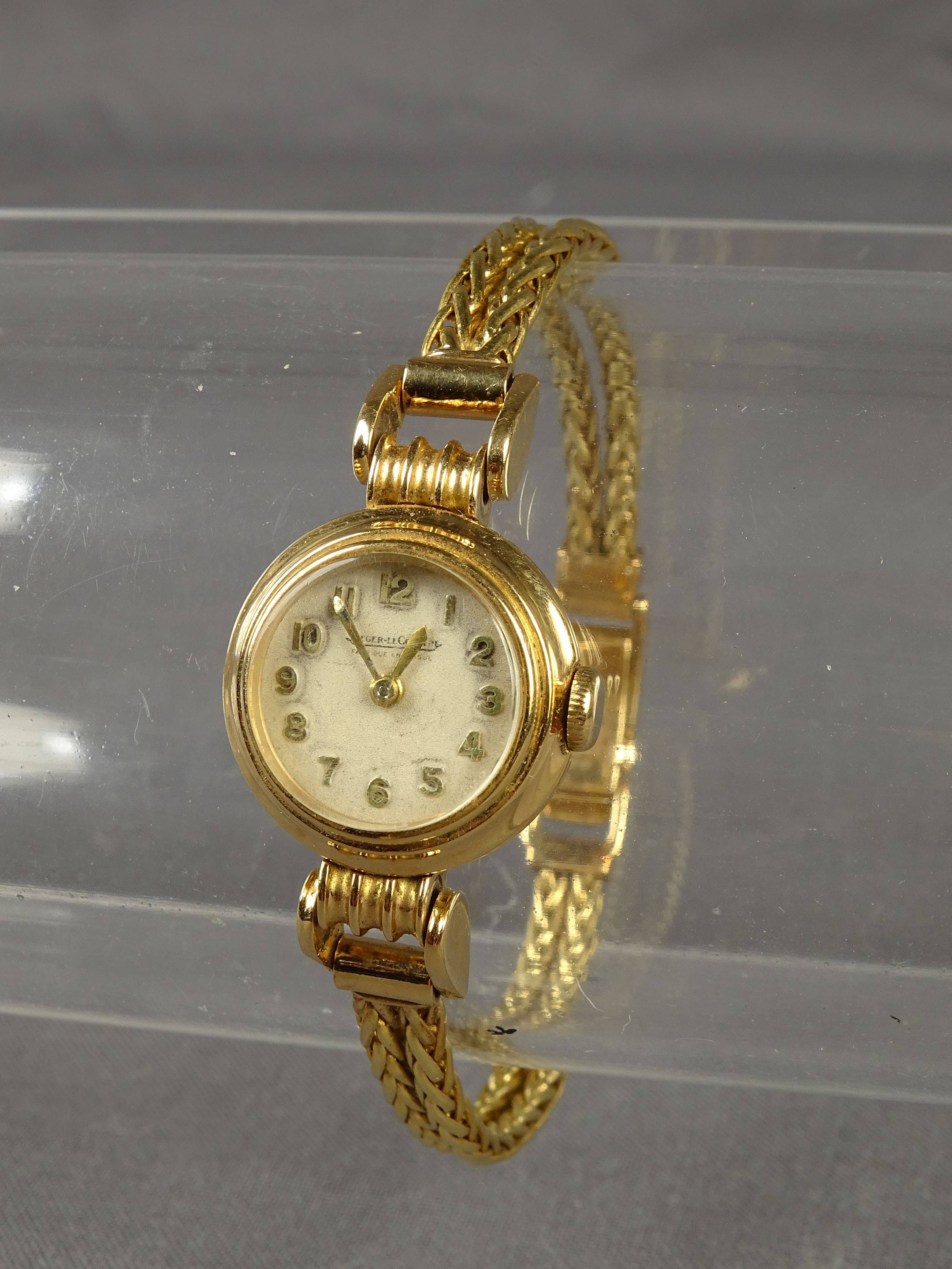 JAEGER LECOULTRE - Montre bracelet femme, le boitier en or