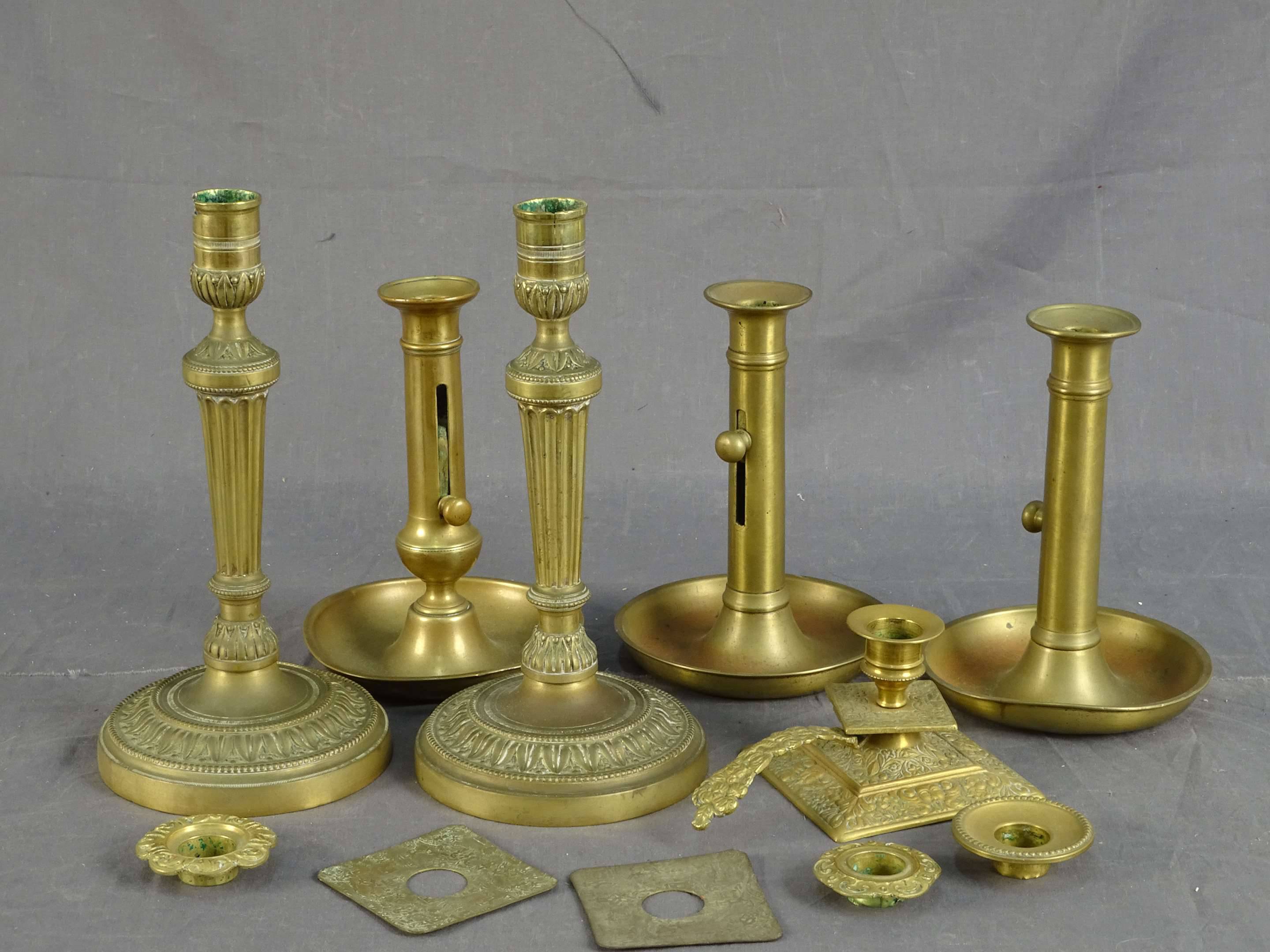 Lot bougeoirs en bronze et laiton (accs.) LOT NON EXPEDIABLE