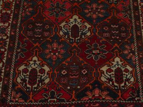 Tapis laine et coton, le champ meublé de 