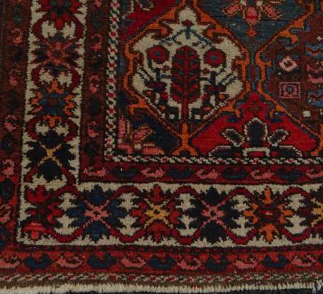 Tapis laine et coton, le champ meublé de 