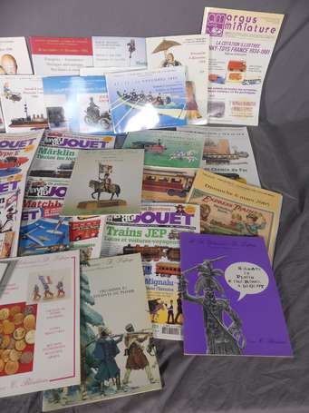 Lot de catalogues de ventes, diverses revues 