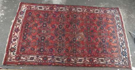 Tapis Bakhtiar laine et coton, le champ rouge 