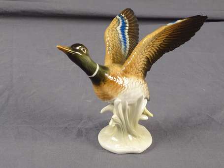 Karl ENS Envol de canard Sujet en porcelaine 