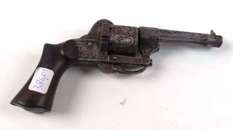 Pistolet Lefaucheur Paris, signé LF n° 10027, 19 