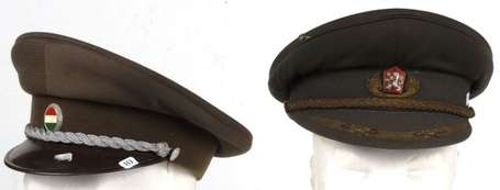 TCHEQUE - Casquette officier 1950 + une casquette 