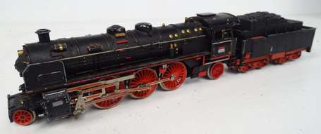 Marklin Ho , loco 231    18607  et son tender , 