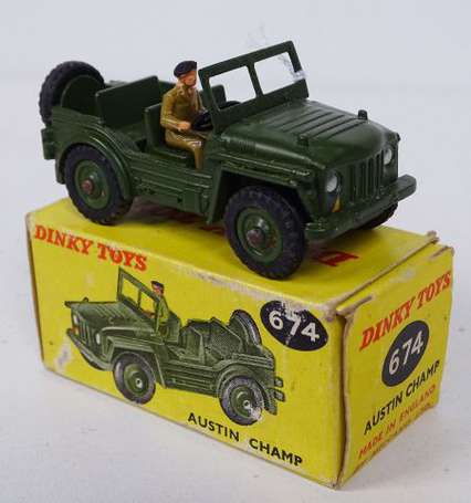 Dinky toys militaire - Austin Champ , en boite réf