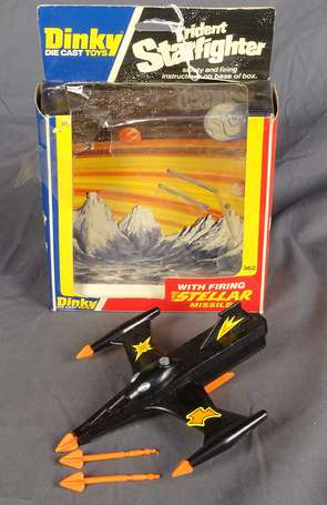 Dinky Toys gb - STRIDENT STARFIGHTER , réf. 362 en