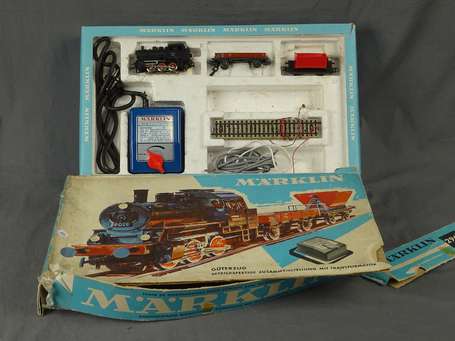 Marklin-Coffret  avec 030 et deux wagons- sans 