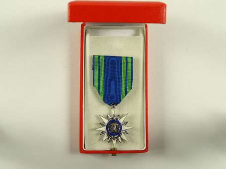 Civ - Médaille Mérite Maritime  Vème République, 