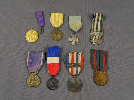 Civ - 9 médailles dont travail