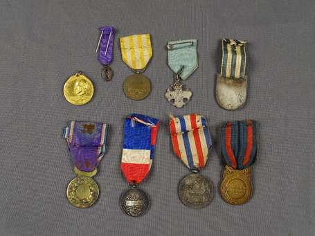 Civ - 9 médailles dont travail