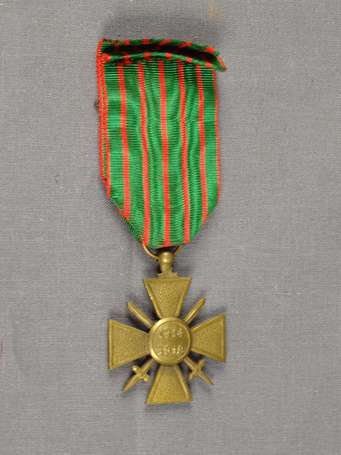 Mil - Croix de guerre 14/18, avec une étoile et 