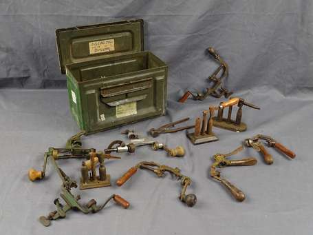 Lot d'accessoires de chasse