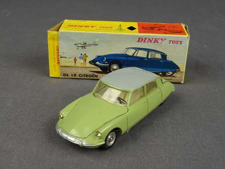 Dinky toys France - Citroen DS19 - couleur verte 