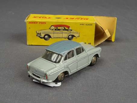 Dinky toys France- Simca  P60 , couleur grise 