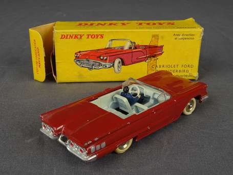 Dinky toys France- Ford Cab thunderbird, couleur 
