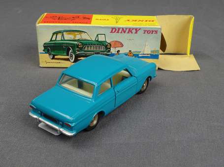 Dinky toys France- Ford Taunus, couleur bleu 