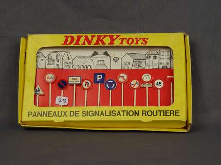 Dinky toys France- Panneaux de signalisation , ref