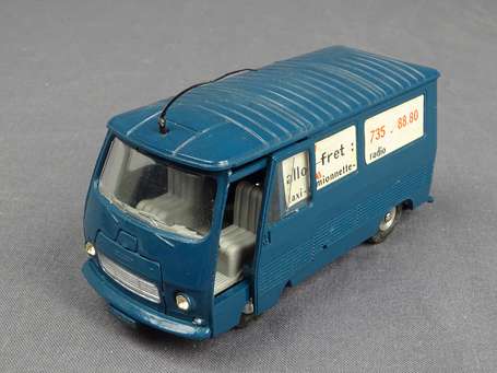 Dinky toys france- Peugeot J7 