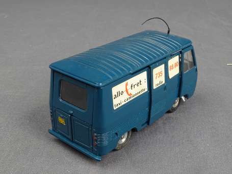 Dinky toys france- Peugeot J7 