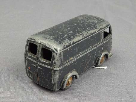 Dinky toys France- Peugeot DA3 , couleur rare 