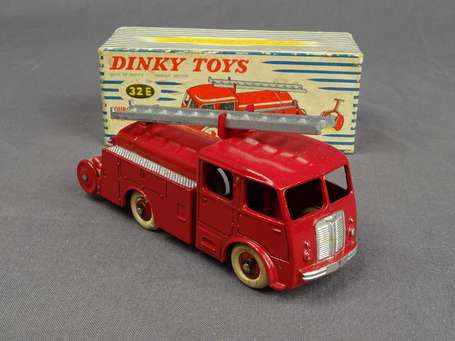 Dinky toys France- Berliet premier secours , bel 