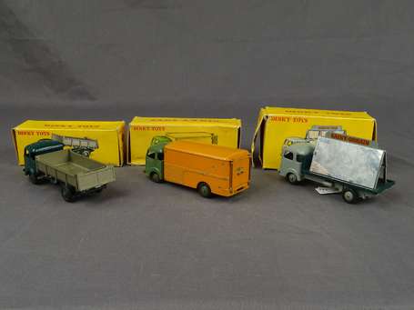 Dinky toys France- 3 véhicules Simca cargo en 