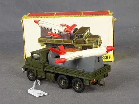 Dinky toys militaire France- Berliet Gazelle Lance
