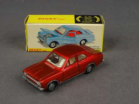 Dinky toys GB- Ford escort , neuf en boite ref 