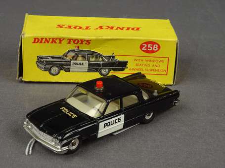 Dinky toys GB- Ford fairlane police, manque 