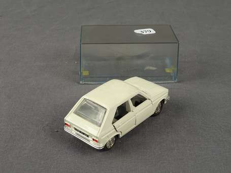 Norev - Peugeot 104, couleur blanche, boite 