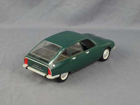 Mont Blanc - Citroen GS, couleur verte, jouet à 