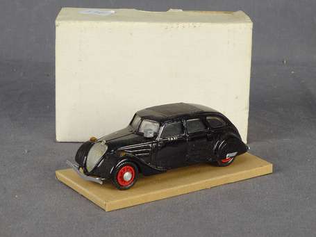KIT Monté - Dubray - Peugeot 402 1935, neuf boite 
