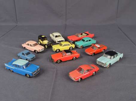 Norev - Lot de 12 voitures dont simca 1000 coupé -