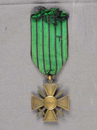 Mil - Croix de guerre 39 - Ruban Vichy, avec 2 