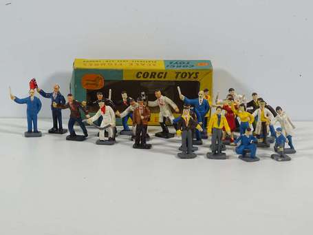 Corgi toys - Lot de sujets - avec une boite 