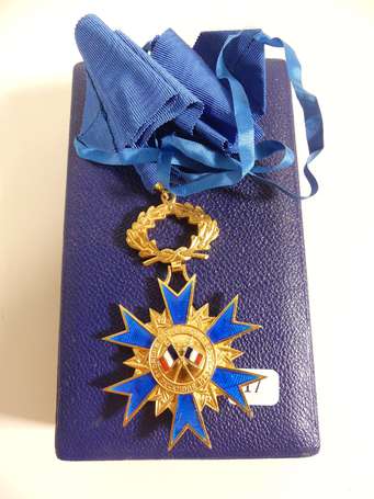 civ - Ordre national du Mérite - commandeur - état