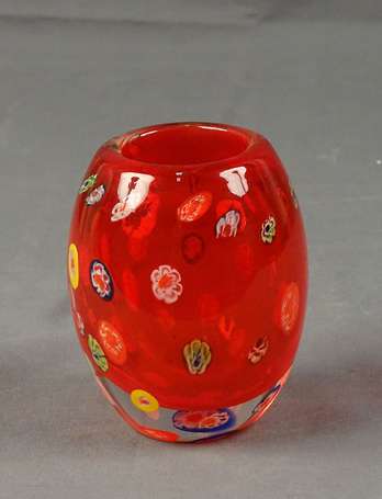 MURANO - Vase ovoïde en verre soufflé doublé rouge