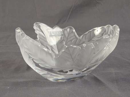 LALIQUE - coupe oblongue décor moulé pressé à 