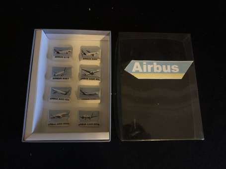 Fèves « AIRBUS » - série complète de 8 en boite 