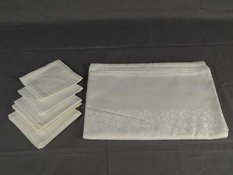 Nappe carrée damassée 150 x 150 cm, 6 serviettes