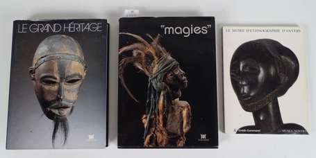 Trois livres. 'Magies' Musée Dapper 1996. 'Le 