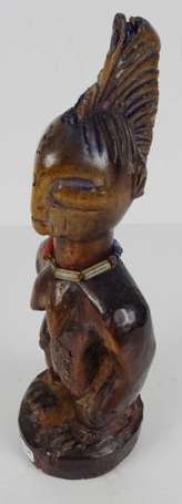 Ancienne statuette de jumeaux en bois dur 'Ibedji'