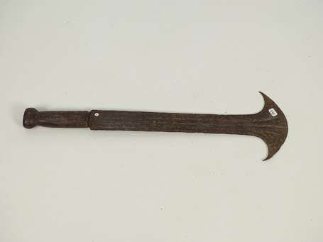 Ancienne épée courte de guerrier en bois et métal 