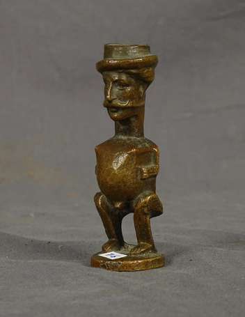 Ancienne figurine masculine en bronze représentant